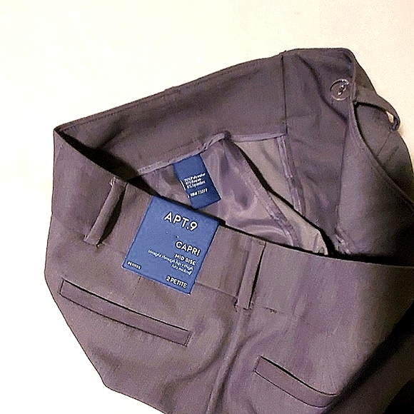 NWT Petite Apt. 9 Torie Capri Pants - Picture 4 of 4